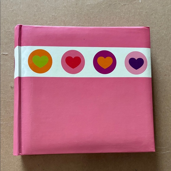 NWOT pink photo album with hearts - Picture 1 of 6
